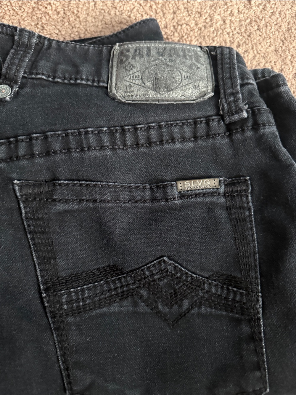 Salvage Men’s Black Slim Jeans with Back-Pocket Stitching